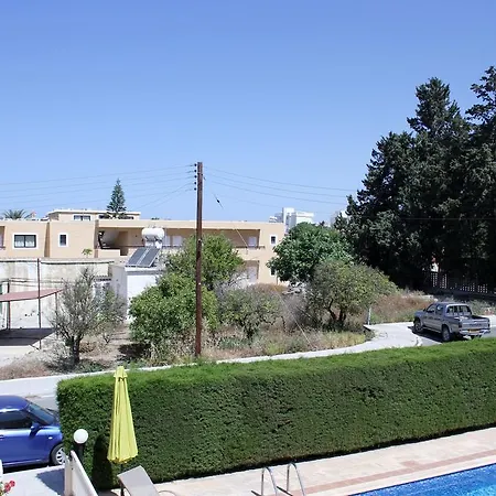 Апартаменты Constantia Gardens