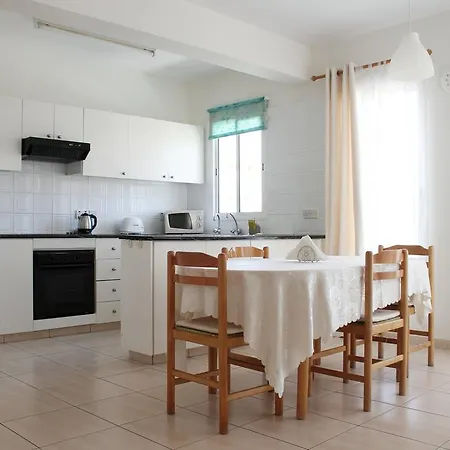 Constantia Gardens * Пафос