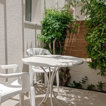 Constantia Gardens * Пафос