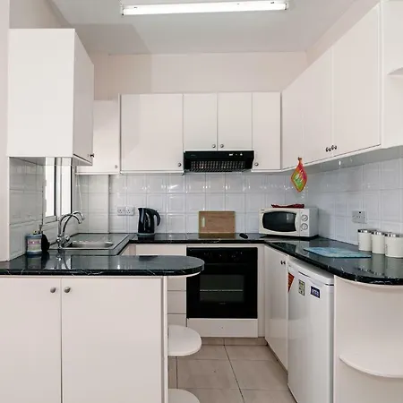 Апартаменты Constantia Gardens Пафос