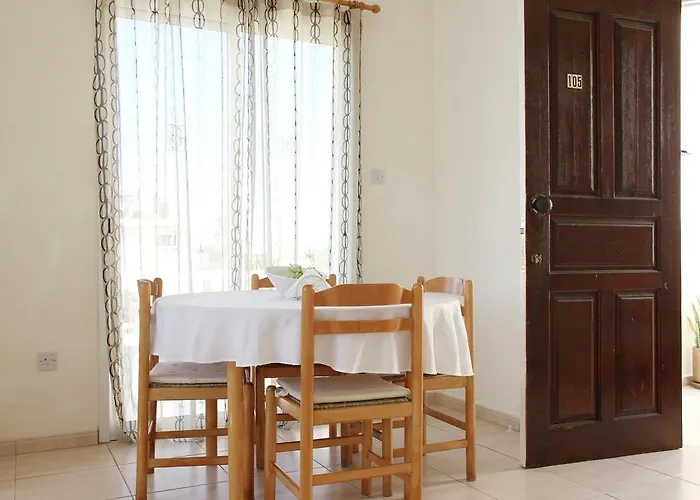 Constantia Gardens *