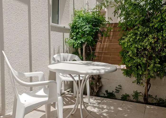 Constantia Gardens * Paphos